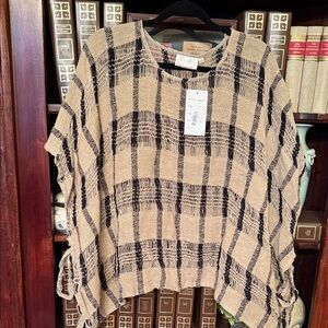Paper Lace Plaid Knit Women's Top - Black and Tan